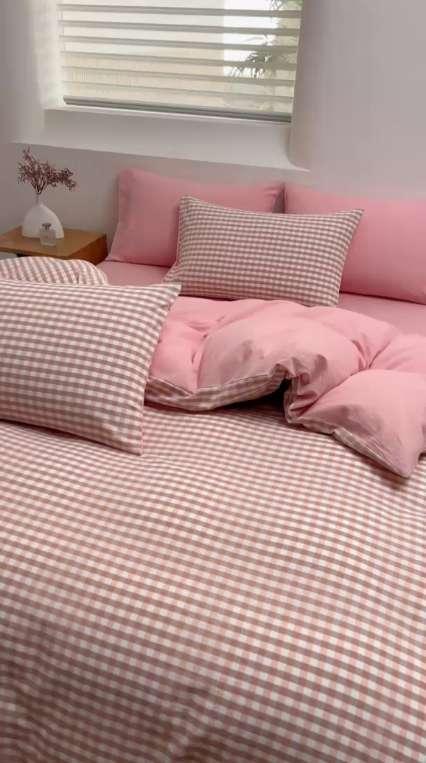 91家纺网 家纺一手货源 找家纺 居美良品 2025新款100%全棉色织水洗棉四件套 米咖小格