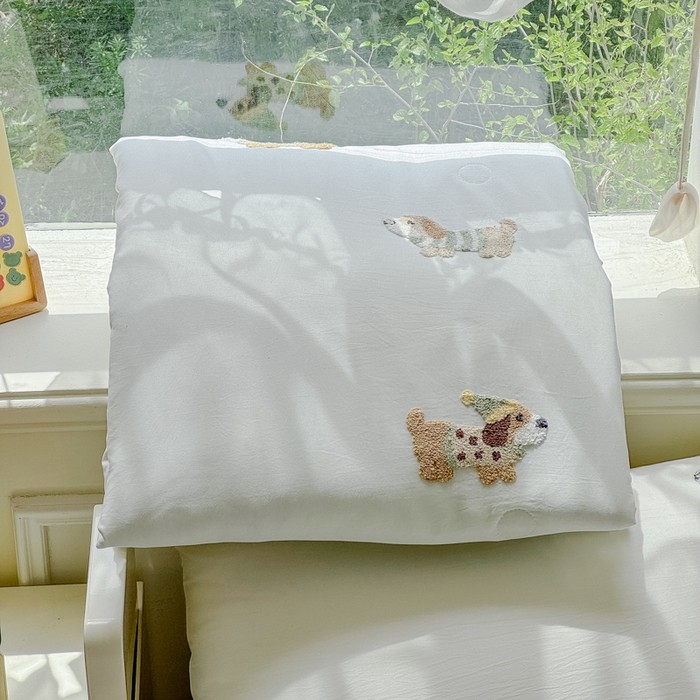 91家纺网 家纺一手货源 找家纺 2025新款水洗棉毛巾绣夏被卡通夏凉被薄被子 白绿-斑点狗