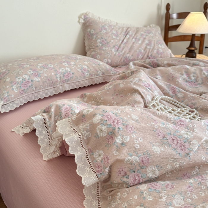 91家纺网 家纺一手货源 找家纺 一霖家纺 2025新款云感双层纱花边款四件套 花儿朵朵