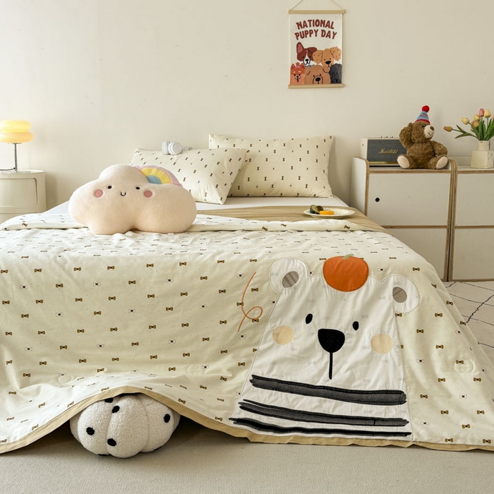 91家纺网 家纺一手货源 找家纺 鸣升家纺  2025新款精梳全棉纯棉绣花夏被夏凉被空调被 桔子熊熊