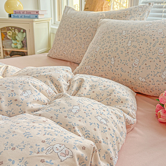 91家纺网 家纺一手货源 找家纺 2025水洗棉双层纱简约风ins风小碎花被套床单款床笠款三四件套-单被套