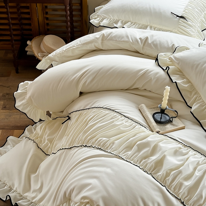 91家纺网 家纺一手货源 找家纺 2025秋冬新款A类母婴级法式风忆棉床裙床笠四件套 琉眠-华贵米