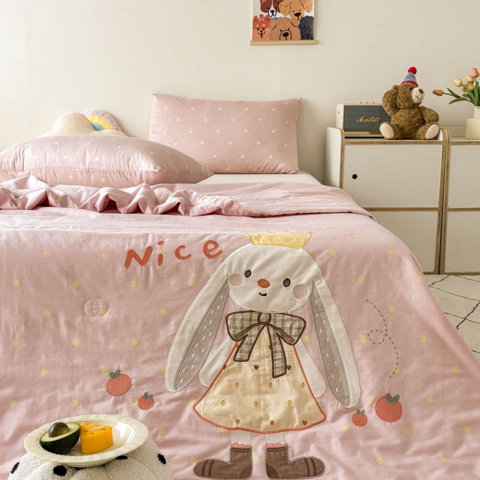 91家纺网 家纺一手货源 找家纺 （总）鸣升家纺  2025新款精梳全棉纯棉绣花夏被夏凉被空调被