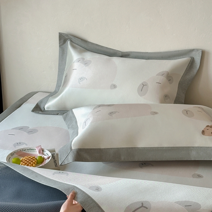 91家纺网 家纺一手货源 找家纺 橘滋  2025新款高端轻奢简约数码印花冰丝席-床席 卡皮噜噜