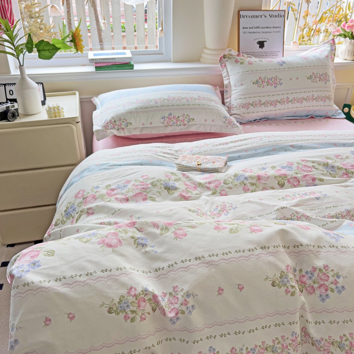 91家纺网 家纺一手货源 找家纺 依庭 2025新款全棉印花花卉款四件套单品系列-四件套 云听若舞