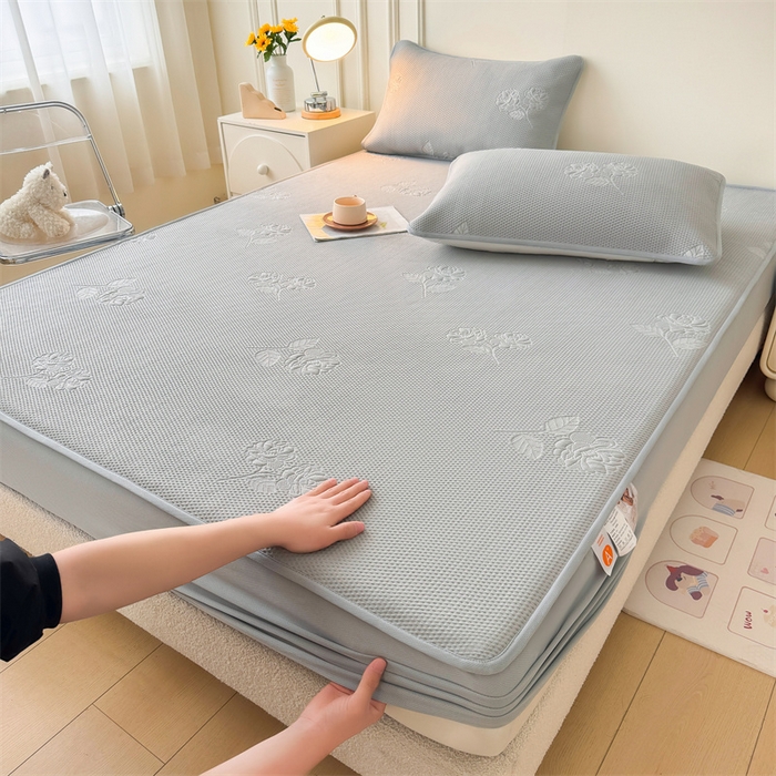 91家纺网 家纺一手货源 找家纺 恒爱   2025新款冰丝牡丹花床笠 浅灰