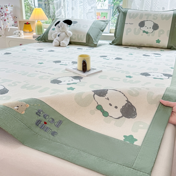 91家纺网 家纺一手货源 找家纺 2025新款A类抗菌数码印花冰藤席 假日小狗