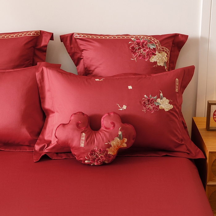 91家纺网 家纺一手货源 找家纺 2025新款婚庆四件套亲肤棉刺绣磨毛婚庆四件套 吉祥如意