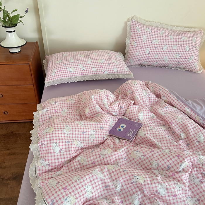 91家纺网 家纺一手货源 找家纺 一霖家纺 2025新款云感双层纱花边款四件套 粉色小猫