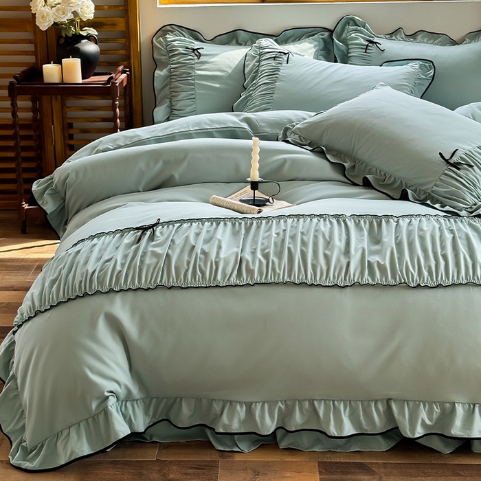 91家纺网 家纺一手货源 找家纺 2025秋冬新款A类母婴级法式风忆棉床裙床笠四件套 琉眠-浪花绿