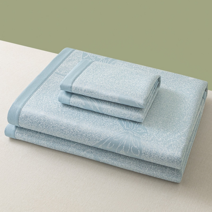 91家纺网 家纺一手货源 找家纺 2025新款A类PE提花凉席-翩翩起舞 翩翩起舞-以太兰