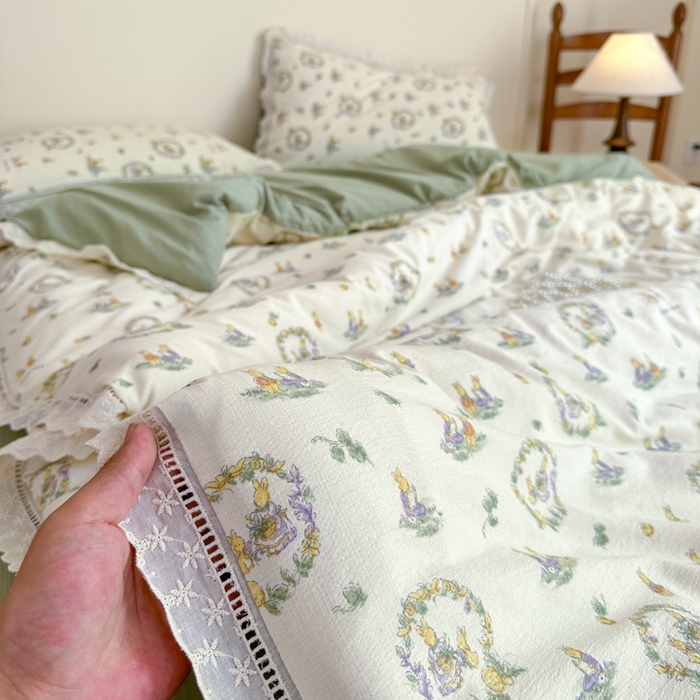 91家纺网 家纺一手货源 找家纺 一霖家纺 2025新款云感双层纱花边款四件套 森林小兔