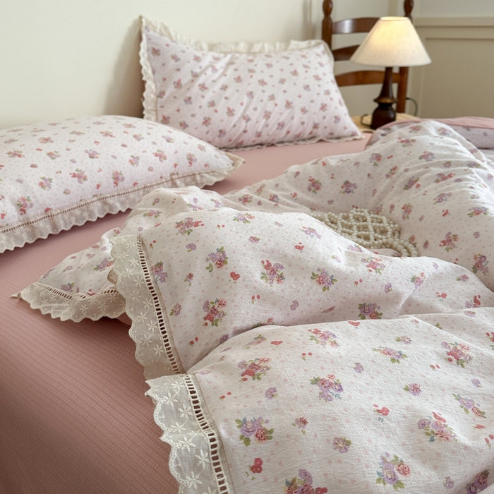 91家纺网 家纺一手货源 找家纺 一霖家纺 2025新款云感双层纱花边款四件套 浪漫花语