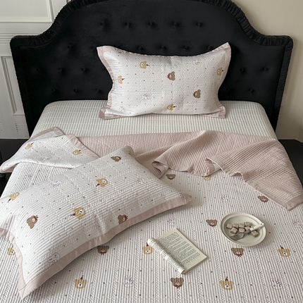 91家纺网 家纺一手货源 找家纺 （总）茉夕家纺 2025新款莫代尔天丝夹棉床盖