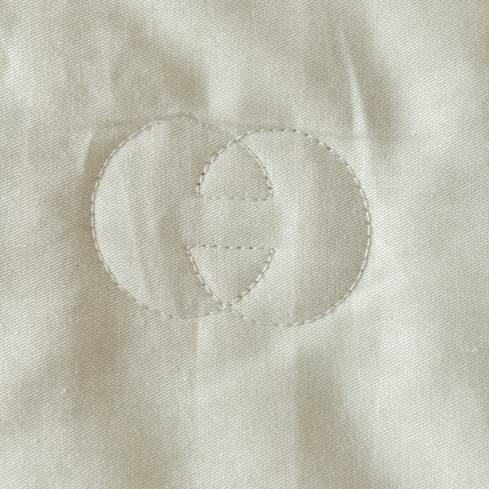 91家纺网 家纺一手货源 找家纺 鸣升家纺  2025新款精梳全棉纯棉绣花夏被夏凉被空调被 波点兔