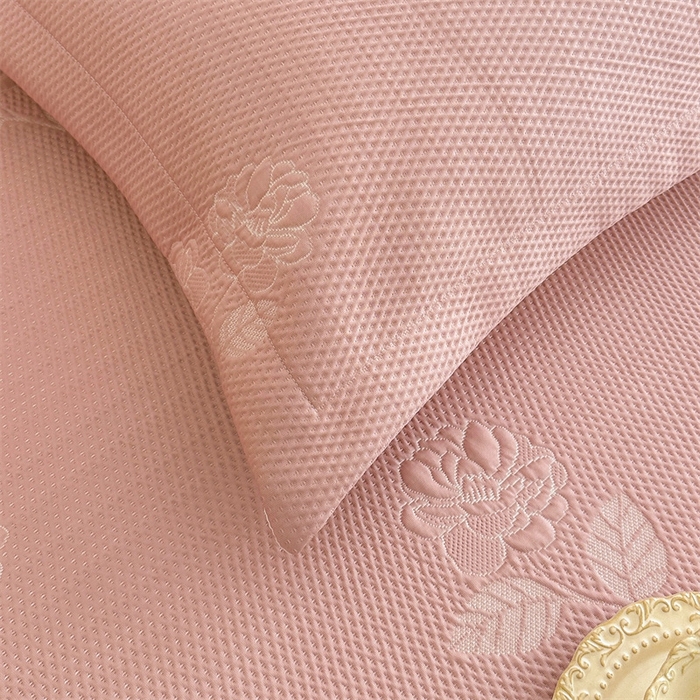 91家纺网 家纺一手货源 找家纺 （总）恒爱   2025新款冰丝牡丹花床盖