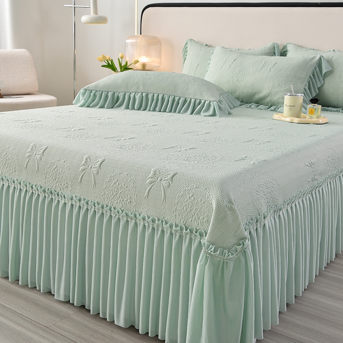 91家纺网 家纺一手货源 找家纺 畅畅家纺 2025新款立体提花凉豆豆席床裙款凉席 花蝶相拥-绿