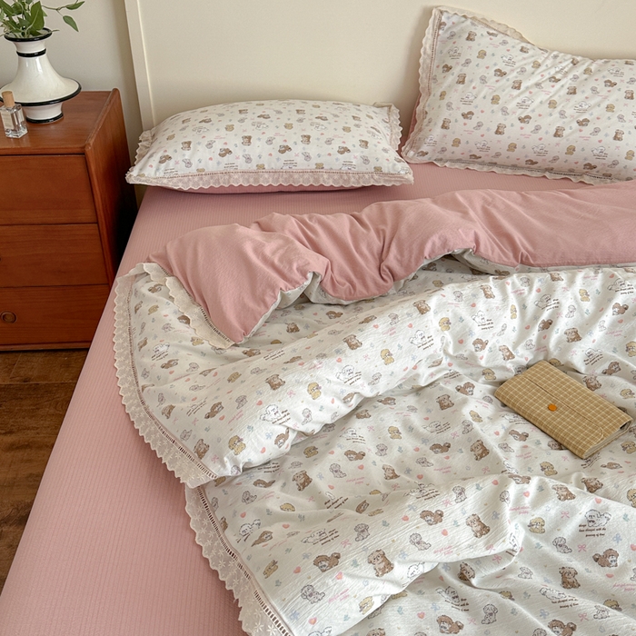 91家纺网 家纺一手货源 找家纺 一霖家纺 2025新款云感双层纱花边款四件套 小奶狗