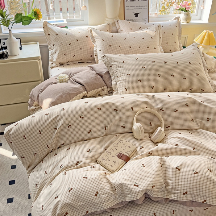 91家纺网 家纺一手货源 找家纺 依庭 2025新款全棉印花花卉款四件套单品系列-四件套 樱姿