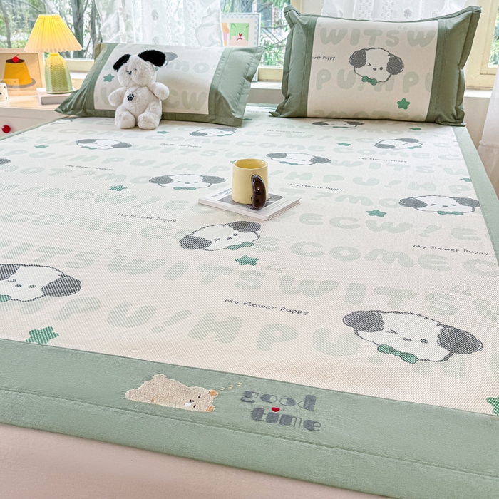 91家纺网 家纺一手货源 找家纺 2025新款A类抗菌数码印花冰藤席 假日小狗