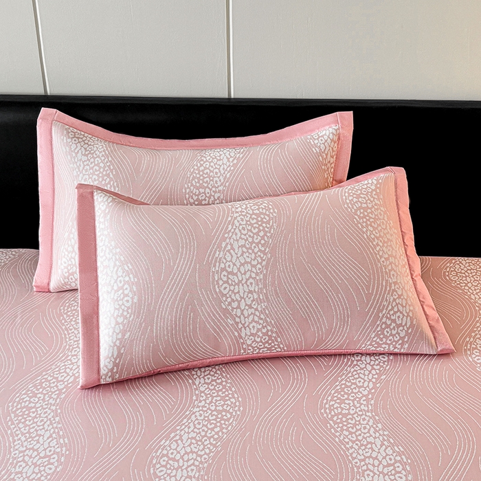 91家纺网 家纺一手货源 找家纺 2025新款A类PE提花凉席-波光粼粼 波光粼粼-柔情粉