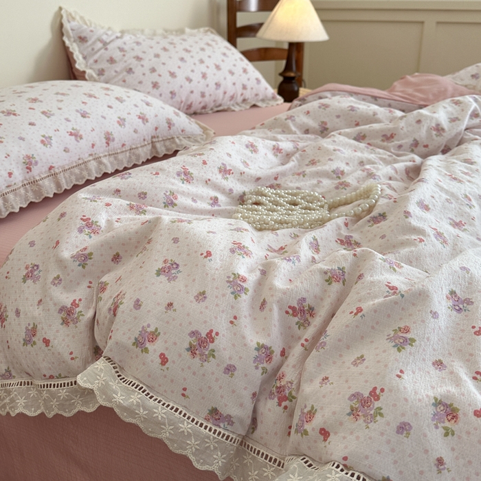 91家纺网 家纺一手货源 找家纺 一霖家纺 2025新款云感双层纱花边款四件套 浪漫花语