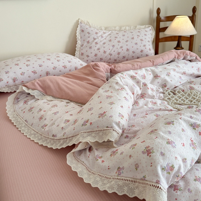 91家纺网 家纺一手货源 找家纺 一霖家纺 2025新款云感双层纱花边款四件套 浪漫花语