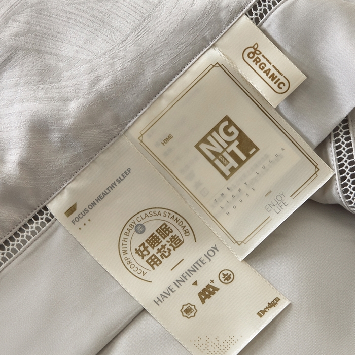 91家纺网 家纺一手货源 找家纺 黛舒家居 2025新款60S兰精天丝精美提花夏被-艾迪斯 艾迪斯-灰