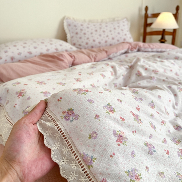 91家纺网 家纺一手货源 找家纺 一霖家纺 2025新款云感双层纱花边款四件套 浪漫花语