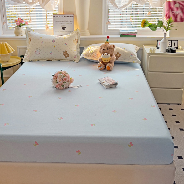 91家纺网 家纺一手货源 找家纺 依庭 2025新款全棉印花花卉款四件套单品系列-单床笠 芋泥小狗