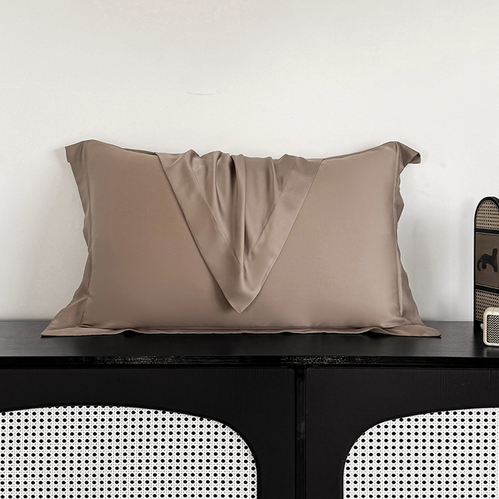 91家纺网 家纺一手货源 找家纺 金喜 2025新款LF级60支莱赛尔天丝枕套宽边枕套 拿铁