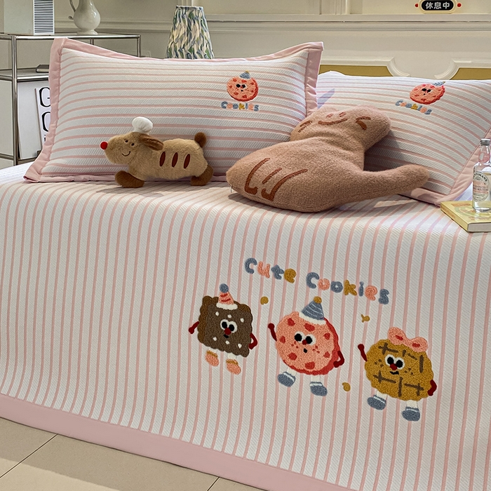 91家纺网 家纺一手货源 找家纺 2025年新款PE提花卡通毛巾绣凉席系列场景一 趣多多