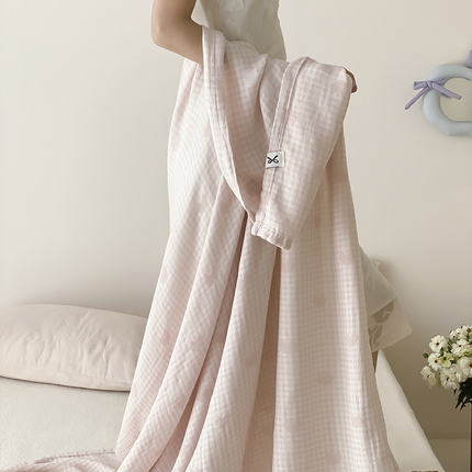 91家纺网 家纺一手货源 找家纺 （总）麻依 2025新款色织提花天丝棉冷感毯系列