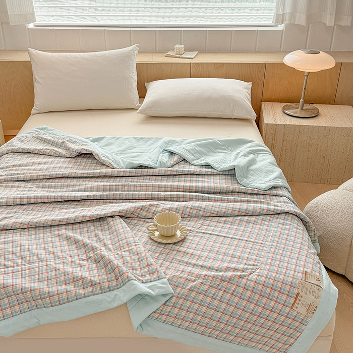 91家纺网 家纺一手货源 找家纺 博弈家纺 2025新款水洗棉棉花夏被 春野