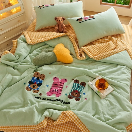 91家纺网 家纺一手货源 找家纺 徕米家居  2025新款色织全棉纯棉绣花夏被夏凉被空调被四件套 顽皮狗