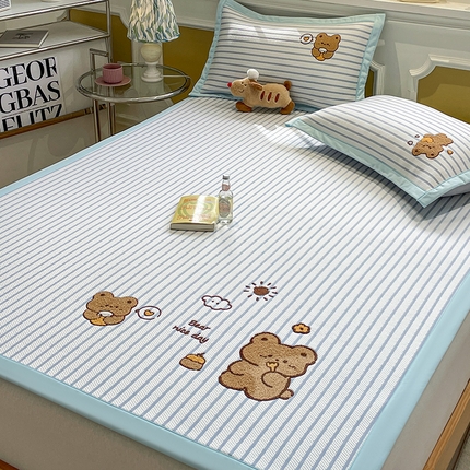 91家纺网 家纺一手货源 找家纺 （总）蓝邻家纺 2025年新款PE提花卡通毛巾绣凉席系列场景一