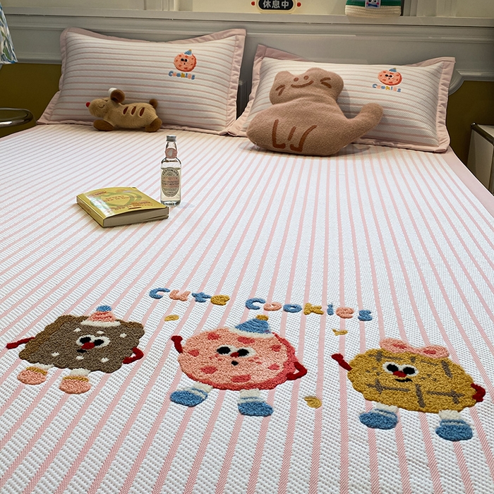 91家纺网 家纺一手货源 找家纺 2025年新款PE提花卡通毛巾绣凉席系列场景一 趣多多