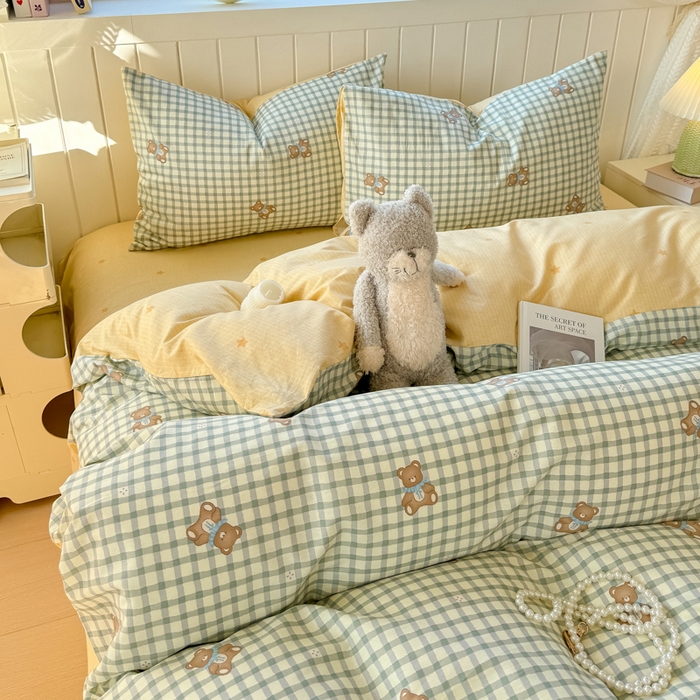 91家纺网 家纺一手货源 找家纺 黑马家居 2025新款全棉喷气13070印花四件套 格雷小熊