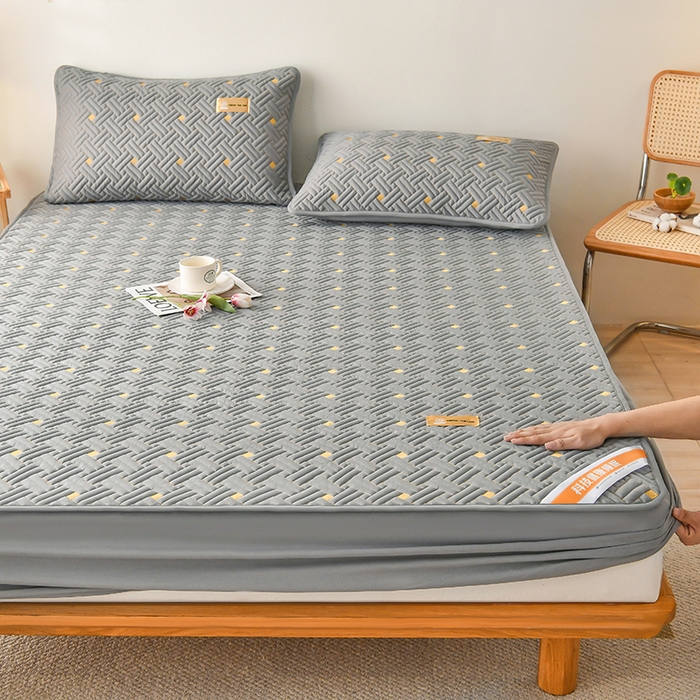 91家纺网 家纺一手货源 找家纺 （总）鑫钰 2025新款防水隔尿全棉纯棉大豆夹棉刺绣床笠直播热款