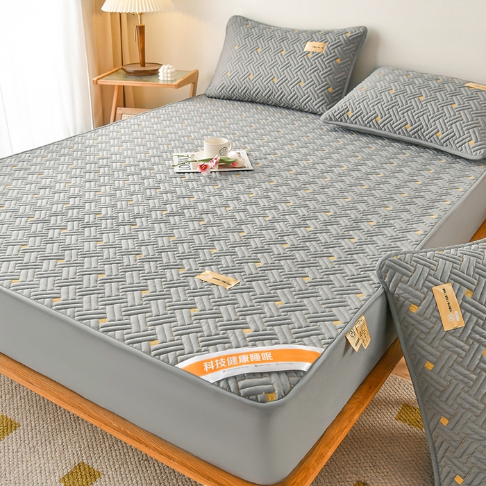 91家纺网 家纺一手货源 找家纺 鑫钰 2025新款防水隔尿全棉纯棉大豆夹棉刺绣床笠直播热款 鑫绣阁-气质灰（ 加强透气款 ）