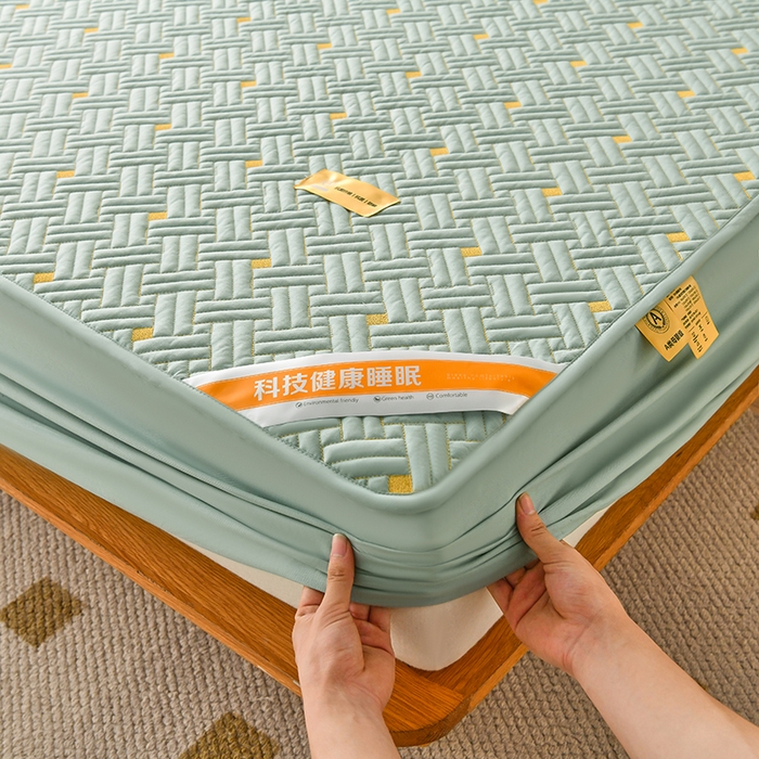 91家纺网 家纺一手货源 找家纺 鑫钰 2025新款防水隔尿全棉纯棉大豆夹棉刺绣床笠直播热款 鑫绣阁-薄荷绿（ 加强透气款 ）