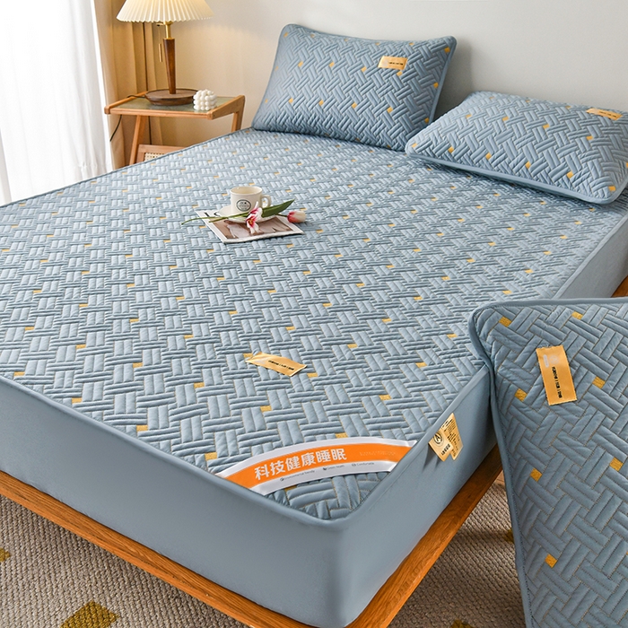 91家纺网 家纺一手货源 找家纺 鑫钰 2025新款防水隔尿全棉纯棉大豆夹棉刺绣床笠直播热款 鑫绣阁-银河蓝（ 加强透气款 ）