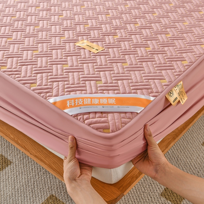 91家纺网 家纺一手货源 找家纺 鑫钰 2025新款防水隔尿全棉纯棉大豆夹棉刺绣床笠直播热款 鑫绣阁-美豆沙（防水款）