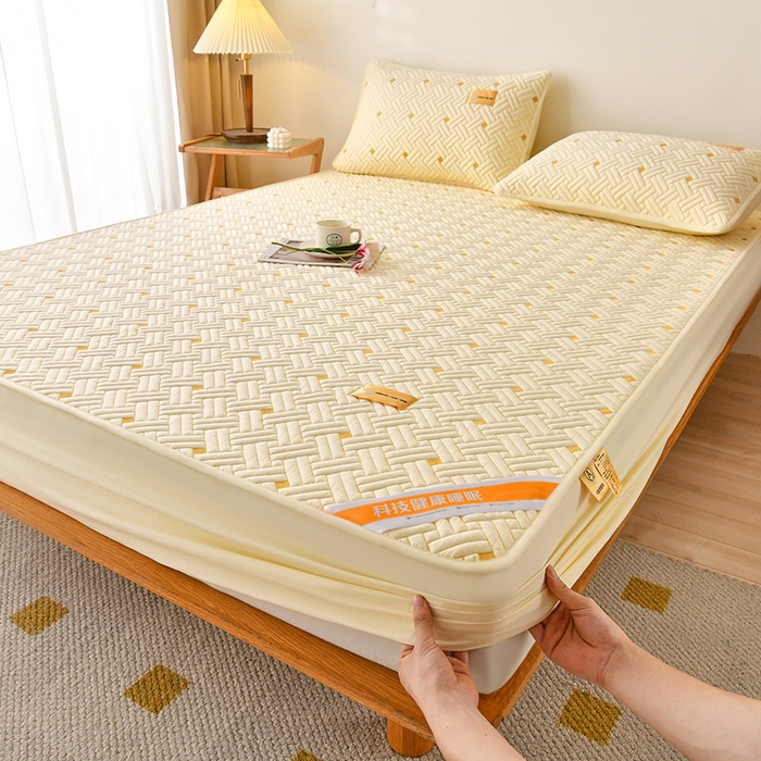 鑫钰 2025新款防水隔尿全棉纯棉大豆夹棉刺绣床笠直播热款 鑫绣阁-米黄（防水款）