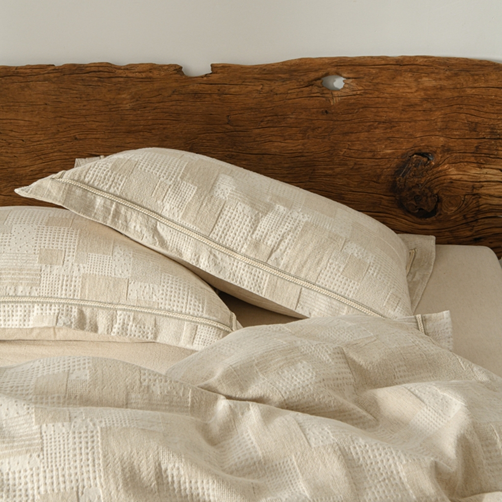 91家纺网 家纺一手货源 找家纺 简家居 2025新款亲肤舒适棉麻四件套 卢浮秘境