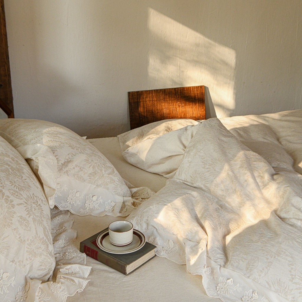 91家纺网 家纺一手货源 找家纺 简家居 2025新款亲肤舒适棉麻四件套 花时间