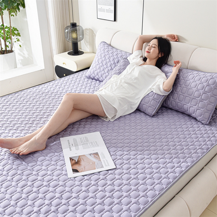 91家纺网 家纺一手货源 找家纺 （总）布卢姆床垫 2025年新款A类小冰格12mm加厚乳胶凉席