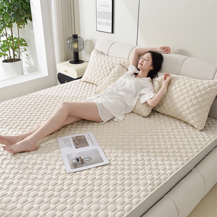 91家纺网 家纺一手货源 找家纺 （总）布卢姆床垫 2025年新款A类小冰格12mm加厚乳胶凉席