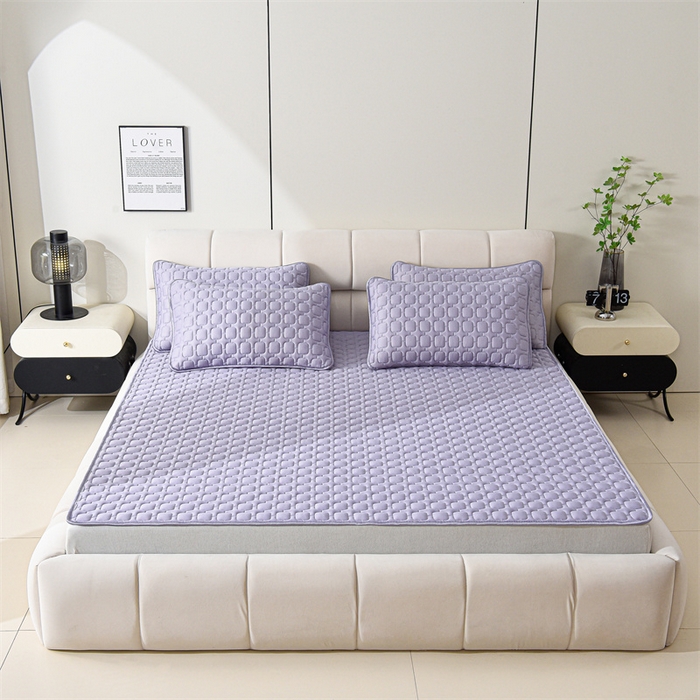 91家纺网 家纺一手货源 找家纺 布卢姆床垫 2025年新款A类12mm加厚乳胶凉席 丁香紫