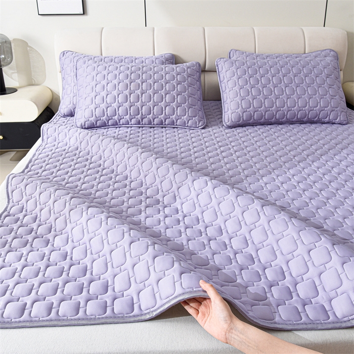 91家纺网 家纺一手货源 找家纺 布卢姆床垫 2025年新款A类12mm加厚乳胶凉席 丁香紫